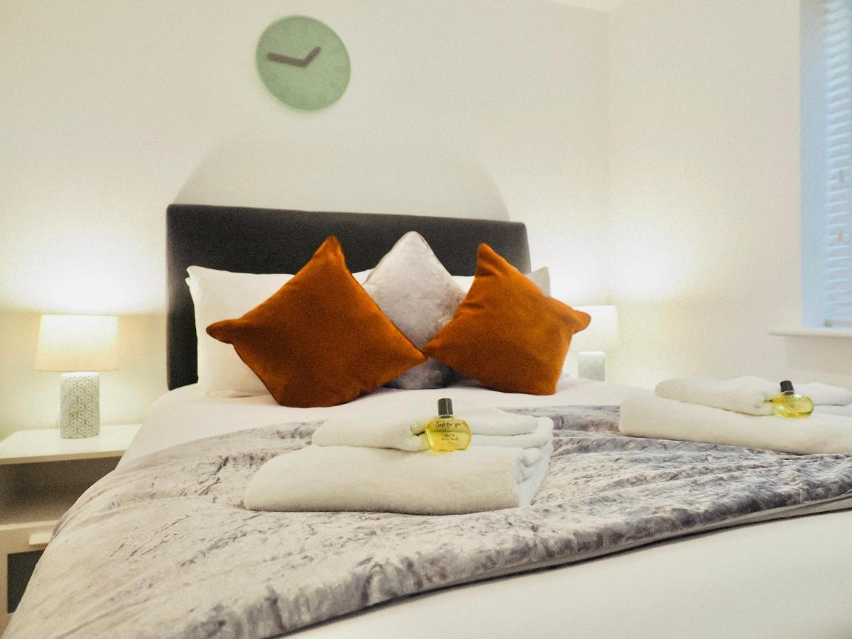 Ferienwohnung Private Parking Stylish Great Location Guildford Exterior foto